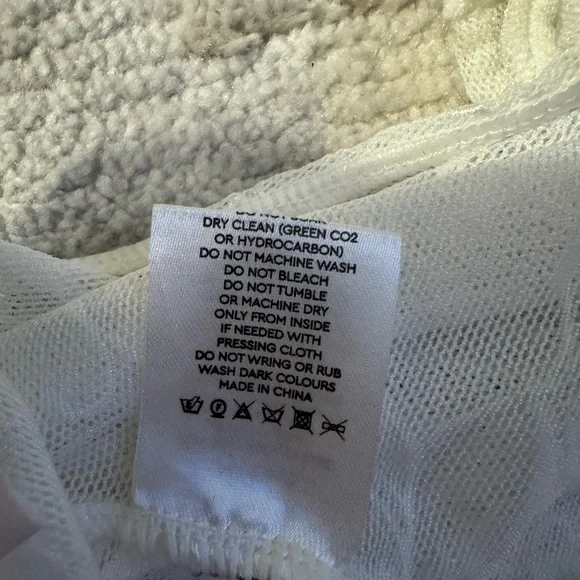 Outcast Selene White long sleeve top and skirt size XS - Picture 12 of 13